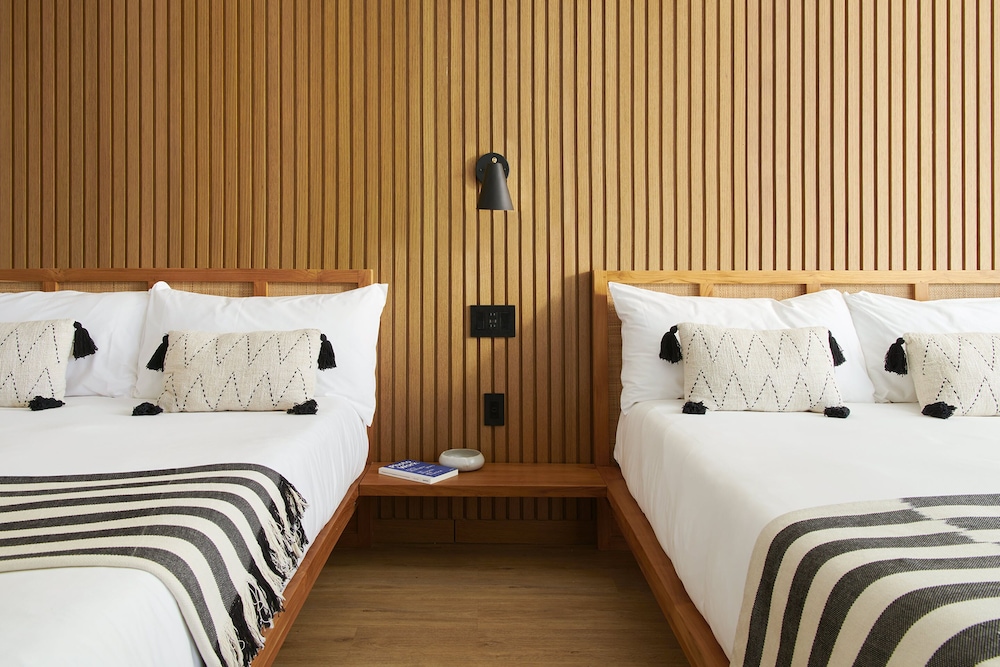 The Rockaway Hotel 20/46