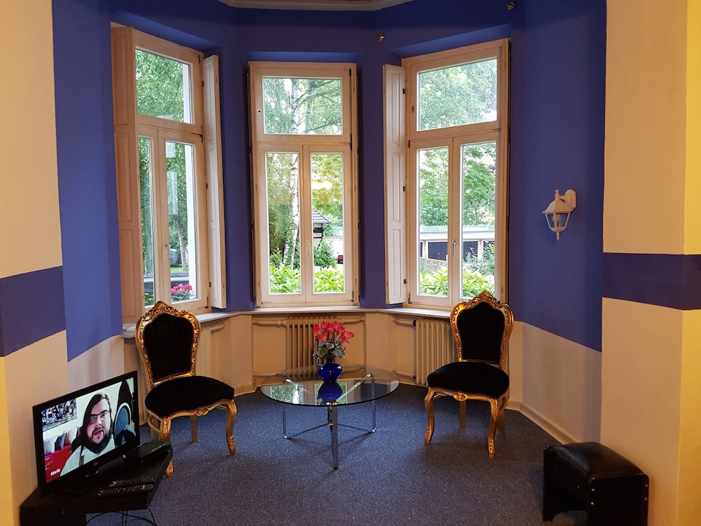 A&S Ferienwohnungen Koblenzerstr. 131 25/50