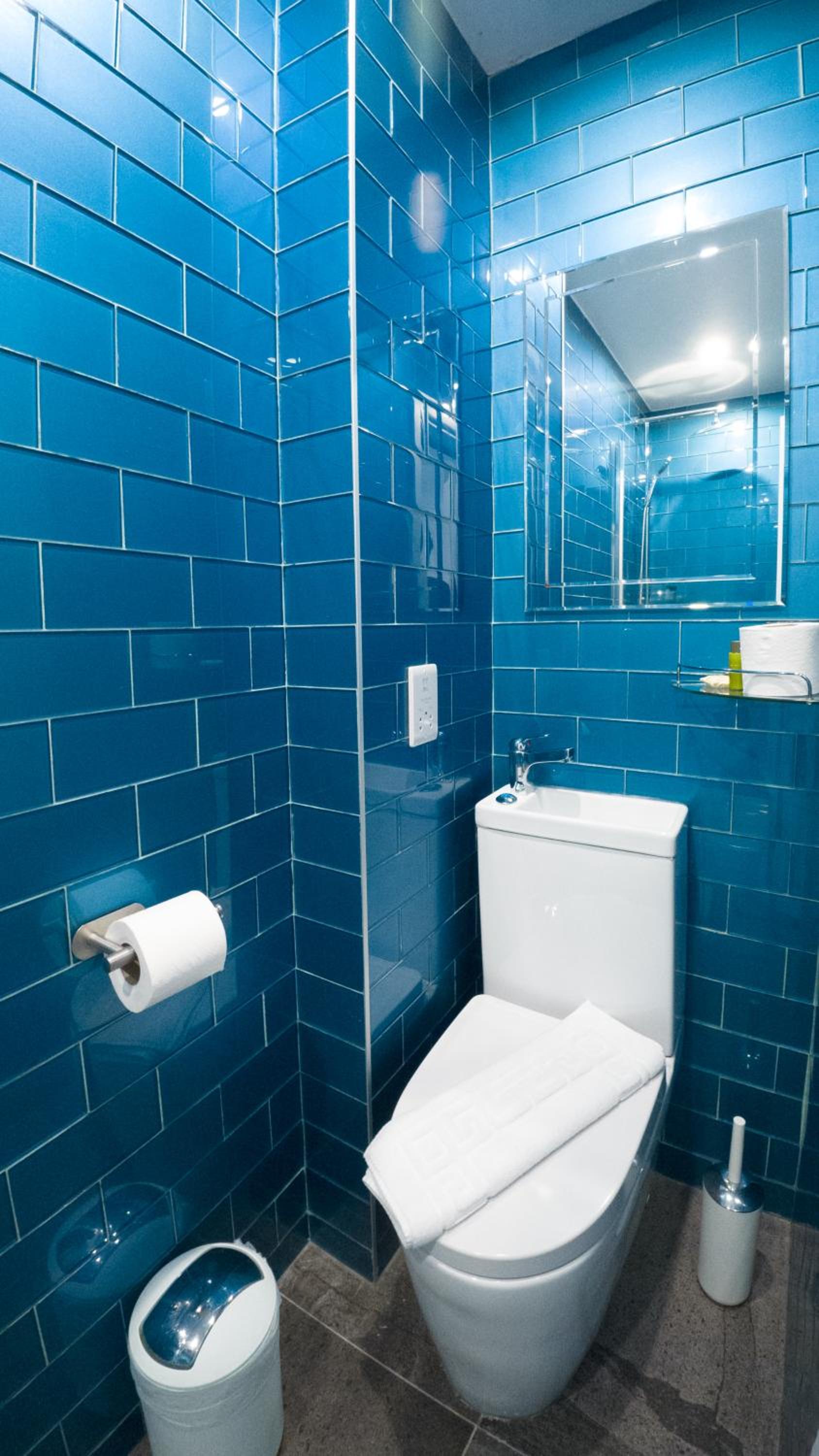 Compact Single Room، OYO Newquay Beach Hotel 4/4