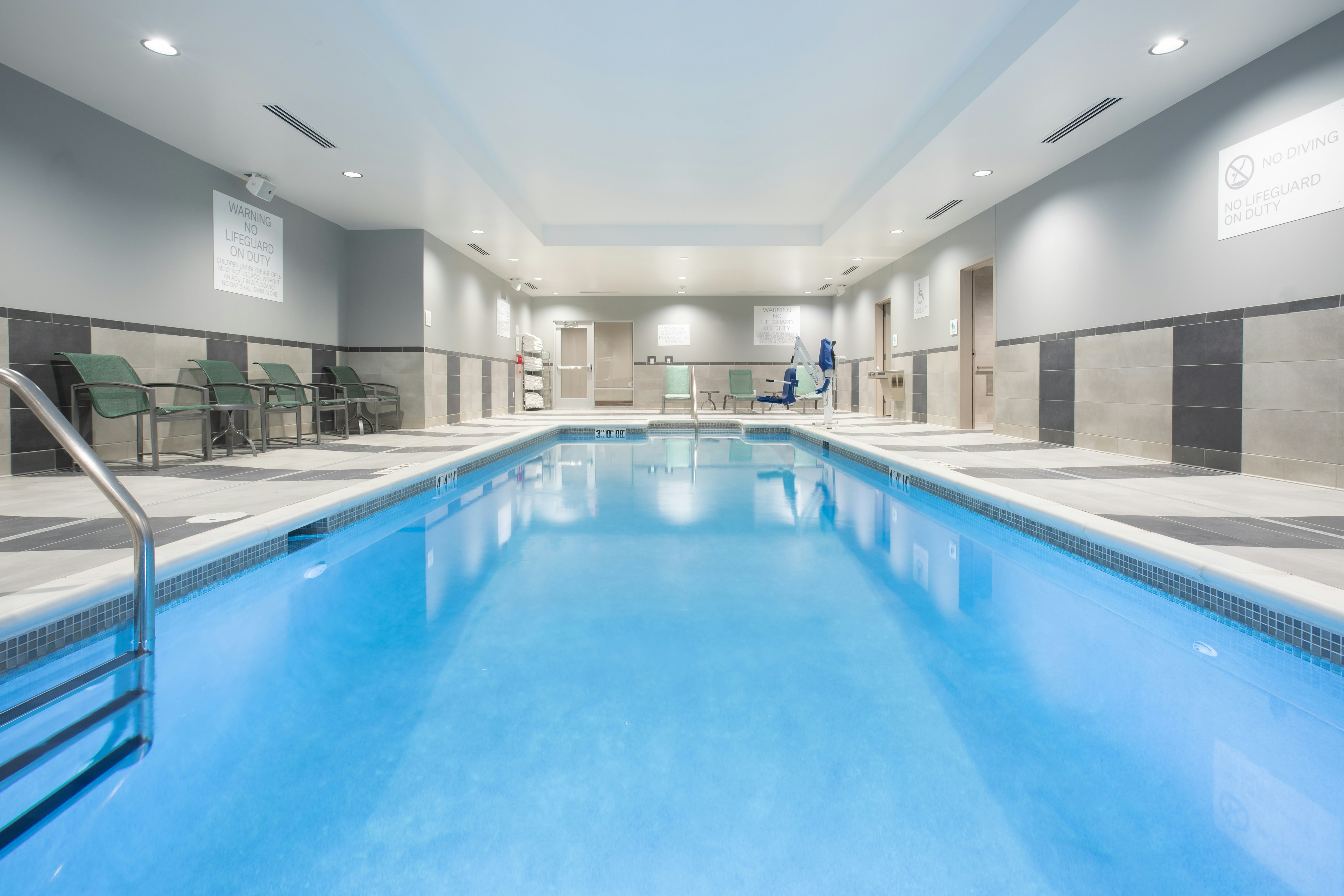 Hilton Garden Inn Omaha Aksarben Village 4/16