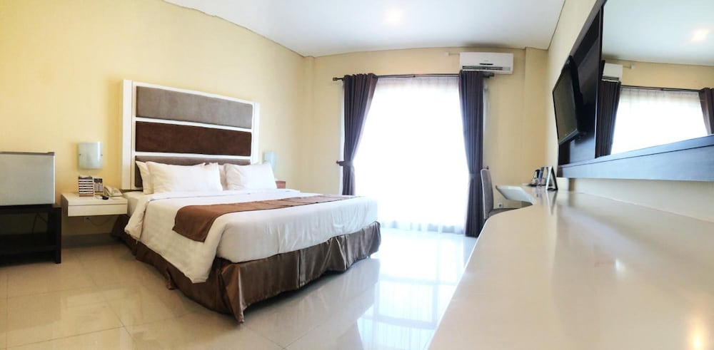 Hotel President Executive Club - Jababeka Cikarang 8/23