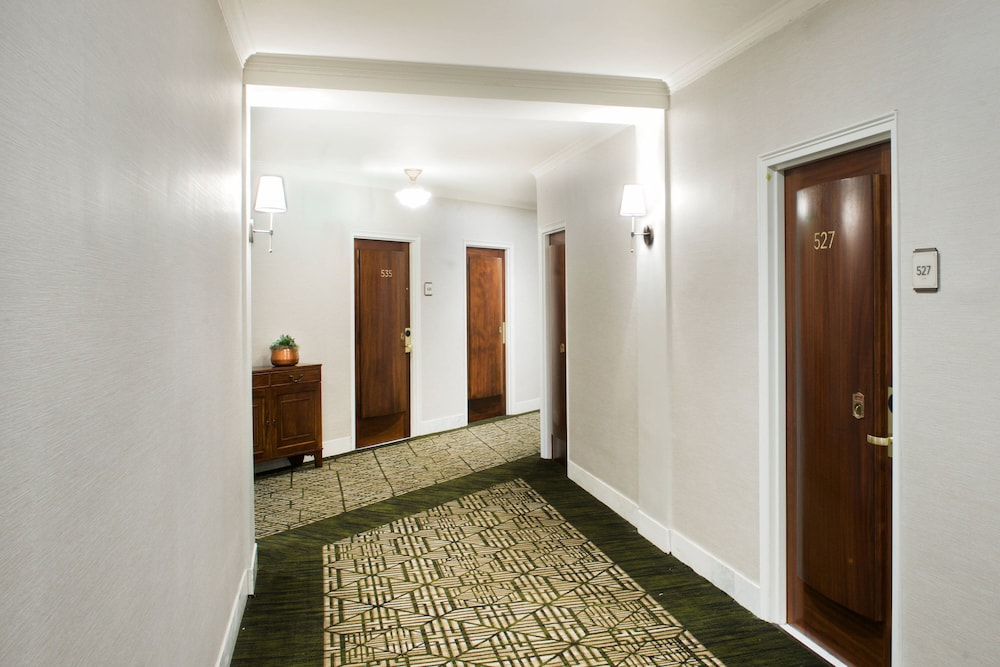 Marriott Syracuse Downtown 26/82
