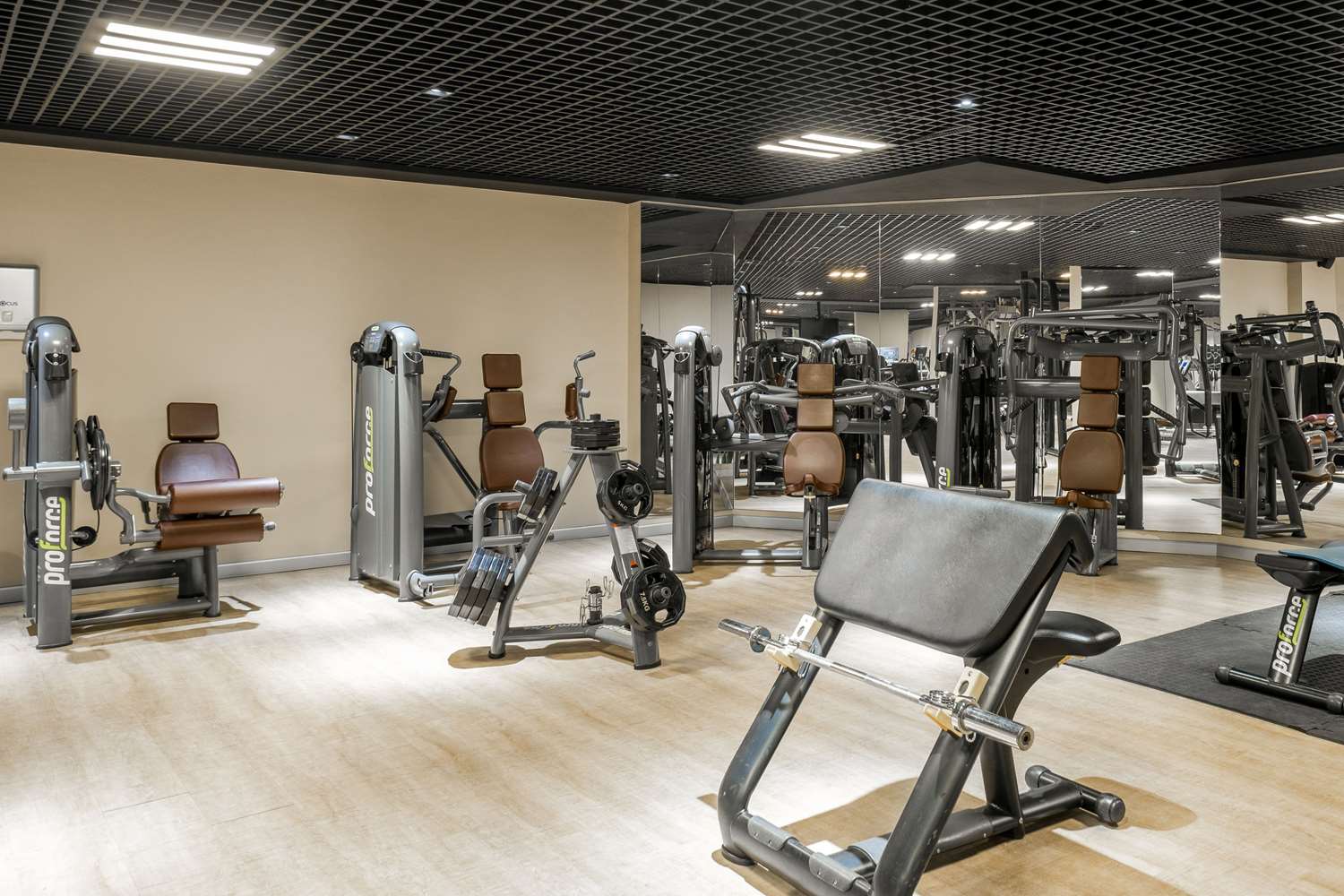 Clarion Hotel Istanbul Mahmutbey 37/60