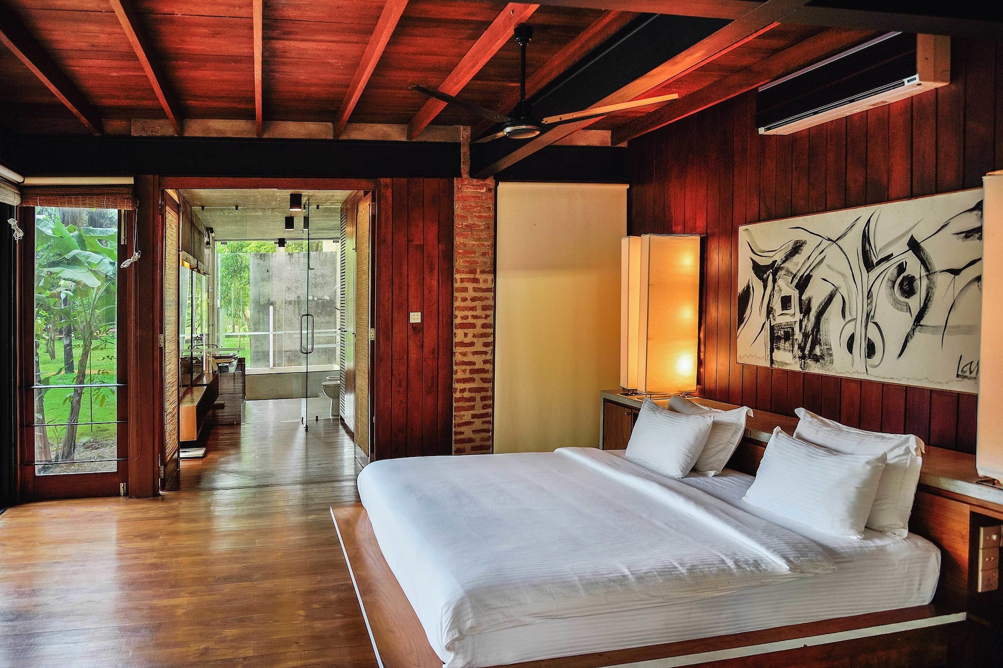 PREMIER, SUITE, PLUNGE POOL