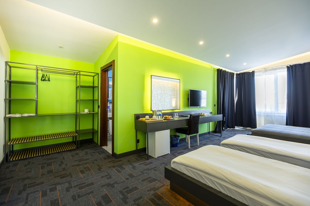 Mene City Hotel 14/70