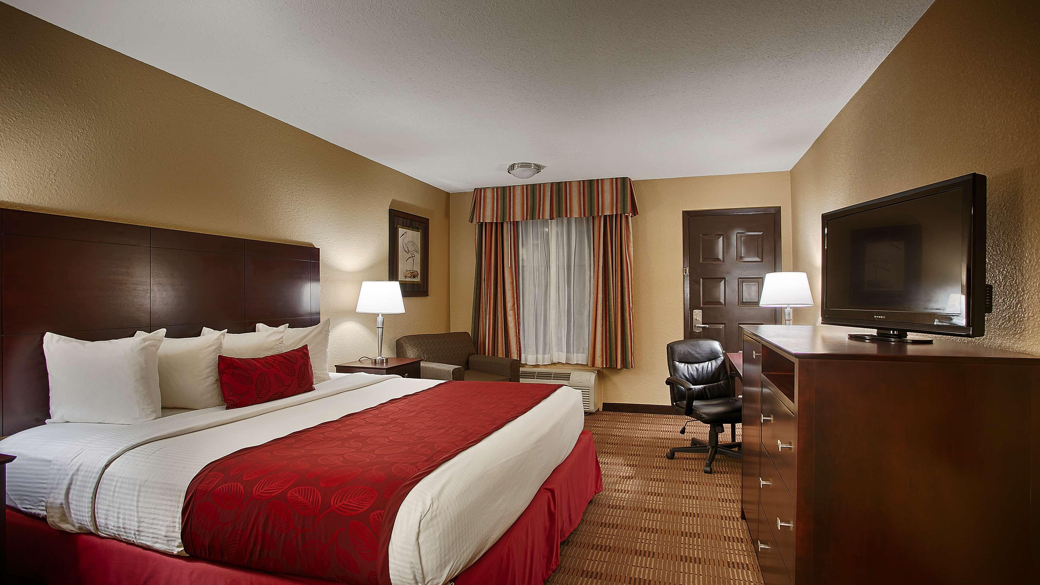 Room, Queen Bed, Accessible