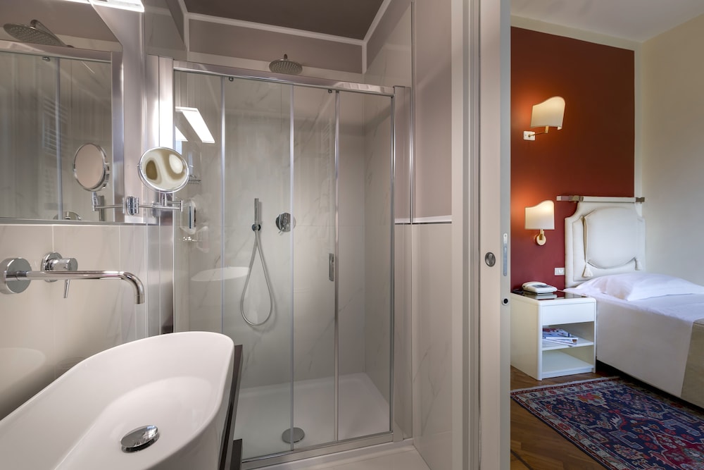 Room at Grand Hotel Tettuccio, MONTECATINI TERME