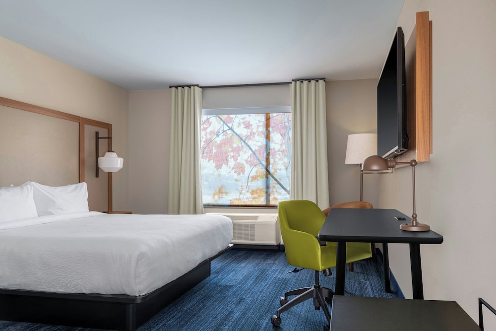 Fairfield by Marriott Inn & Suites Norfolk 11/33