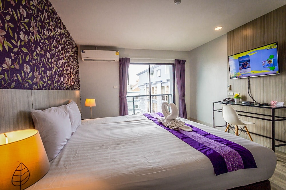 Deluxe