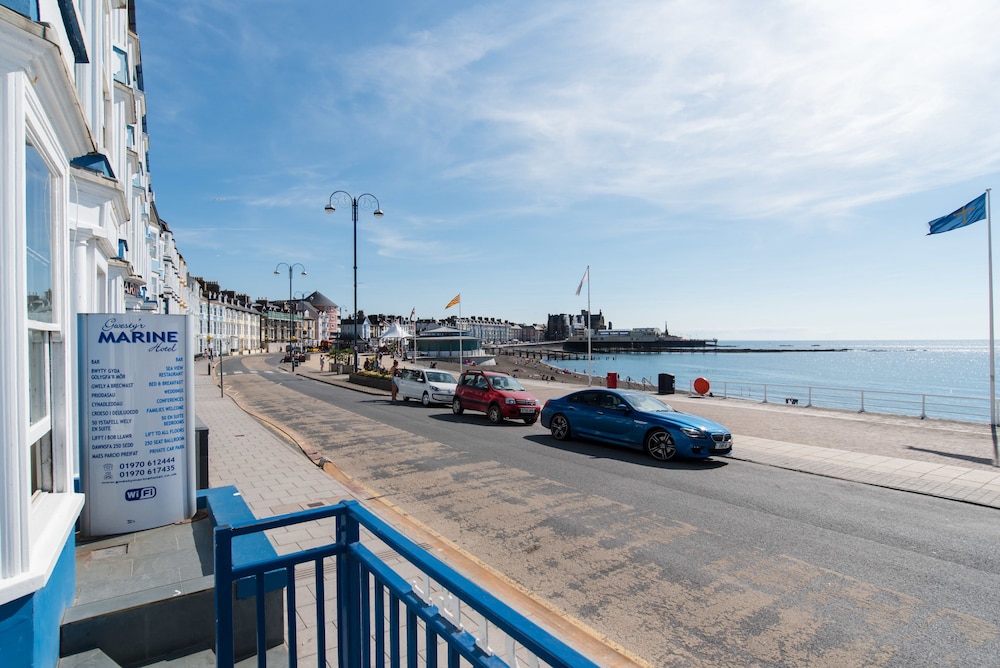 Gwesty Marine Hotel 47/50