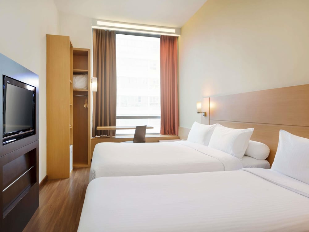 Ibis Singapore Novena Hotel 17/50