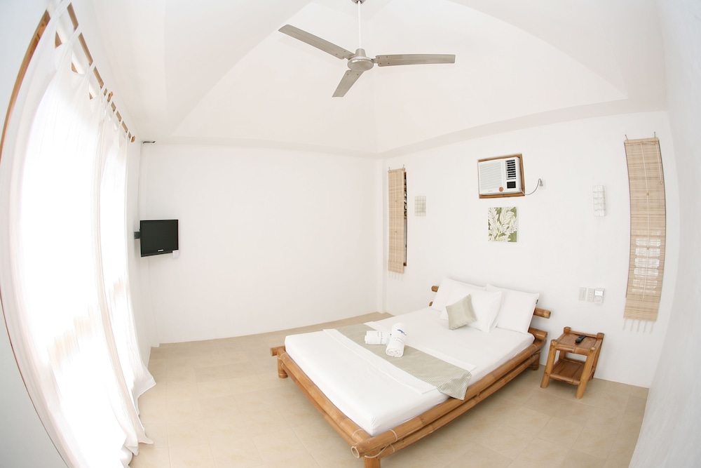 Elysia Beach Resort 4/42