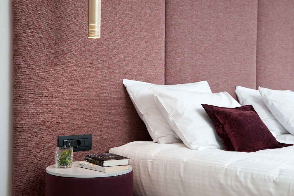 Athenaeum Smart Hotel 16/30