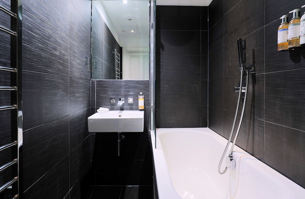 Malmaison Cheltenham 15/63