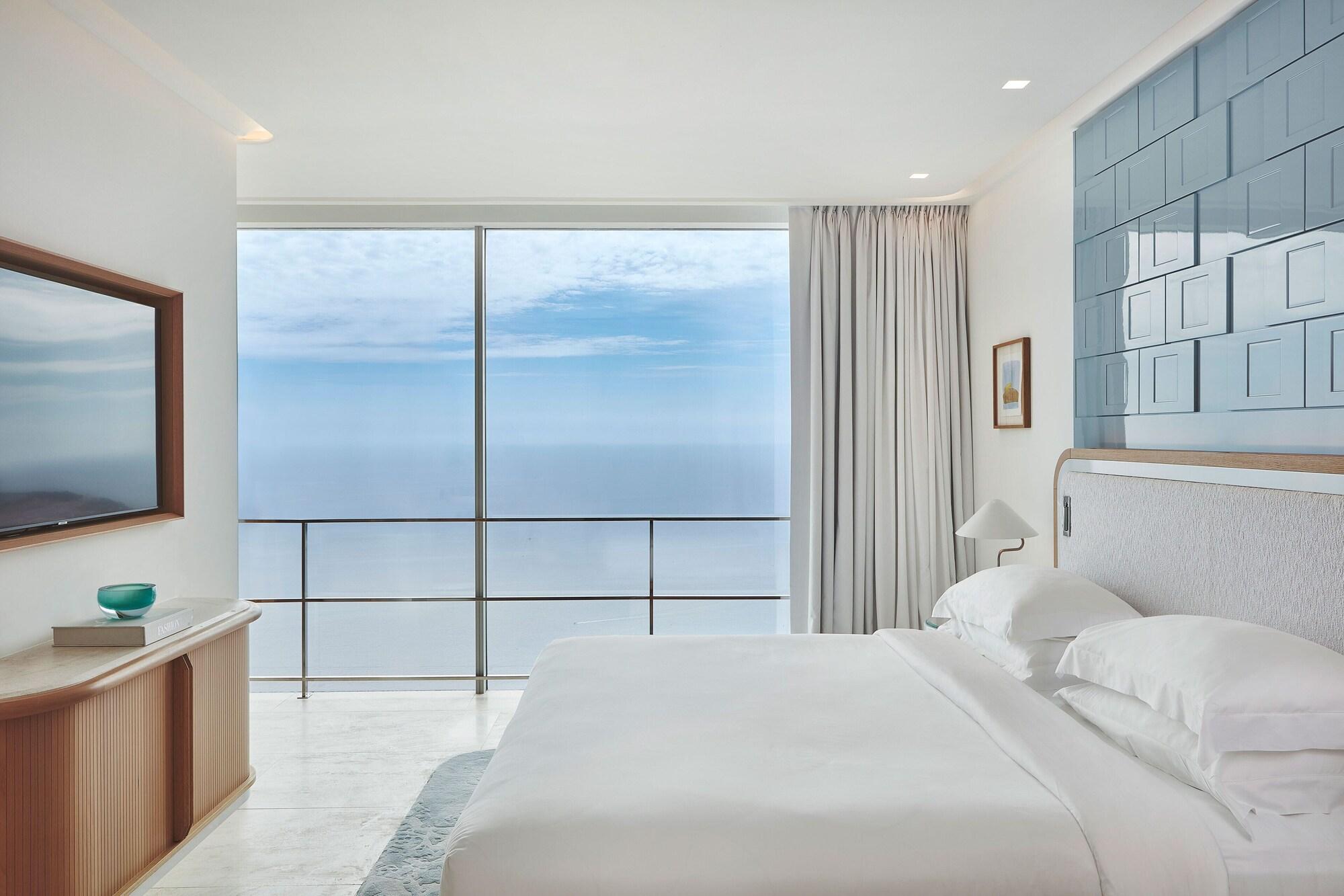 Azur, Suite