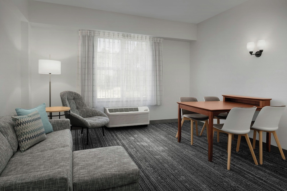 Towneplace Suites Suffolk Chesapeake 25/54