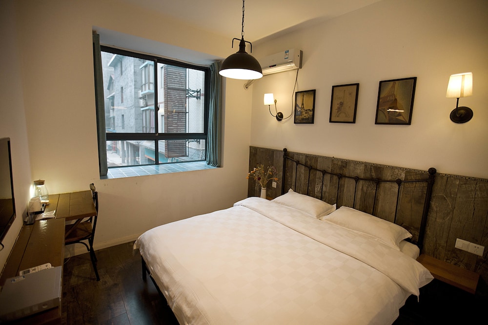 Zhangjiajie Mini Inn 8/40