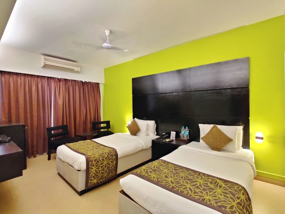 Citrus Hotels Lonavala 7/47