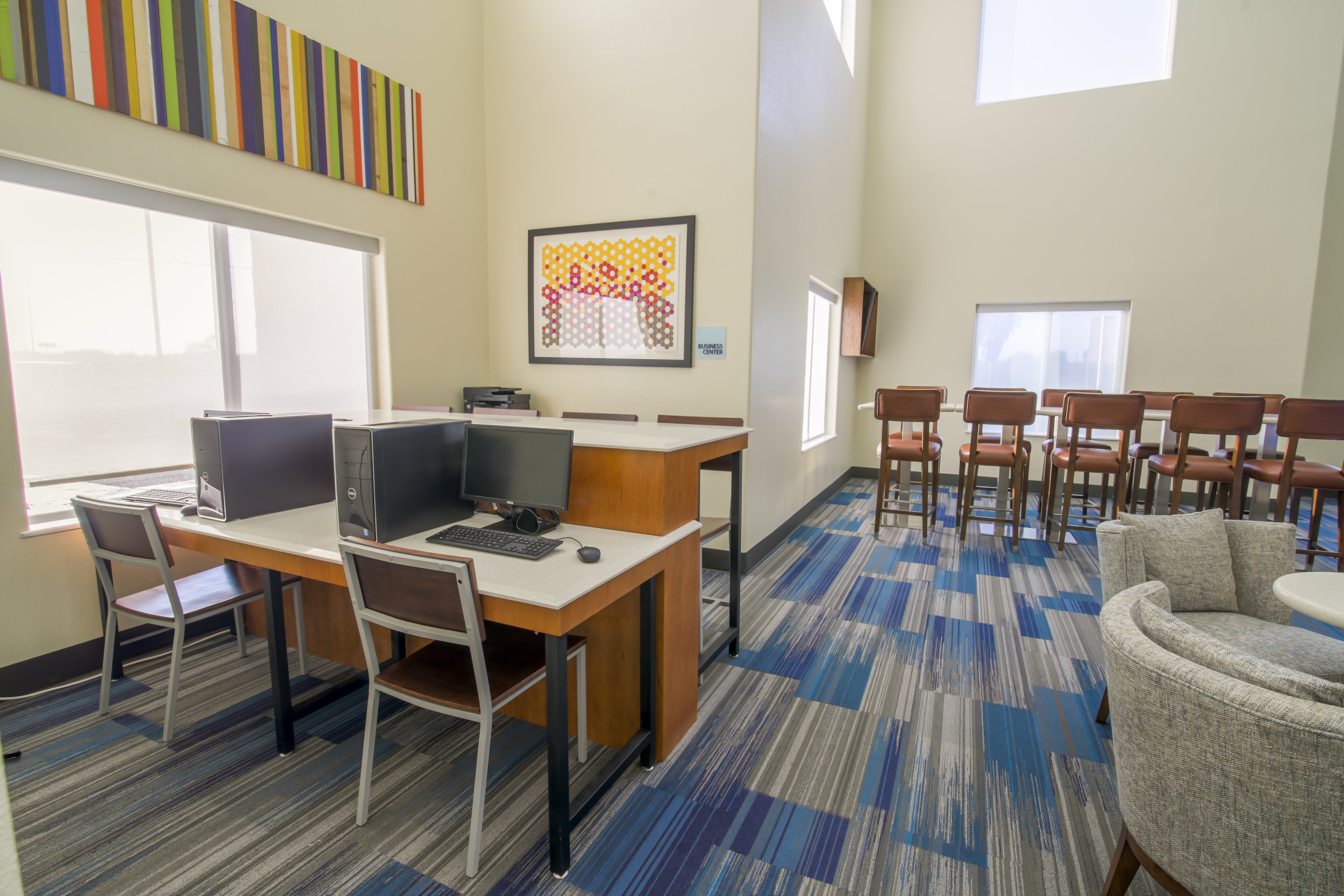 Holiday Inn Express And Suites Raymondville 24/28