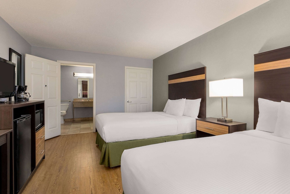 غرفة ديلوكس بسريرين كوين لذوي الإعاقة، Days Inn by Wyndham Anderson/Clemson Area 2/5