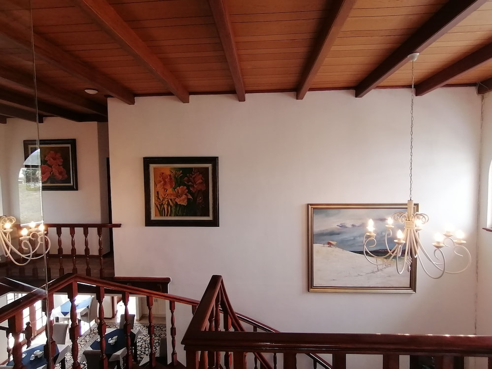 Villa Venusta 76/100