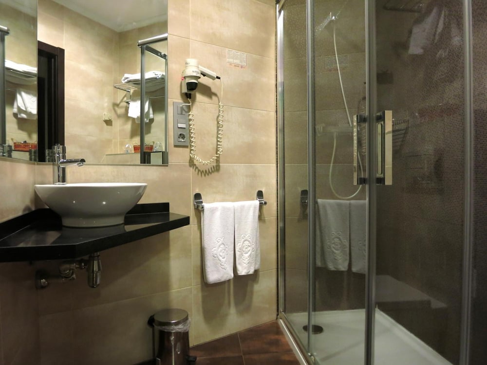 Apartamentos Boutique Catedral 38/48