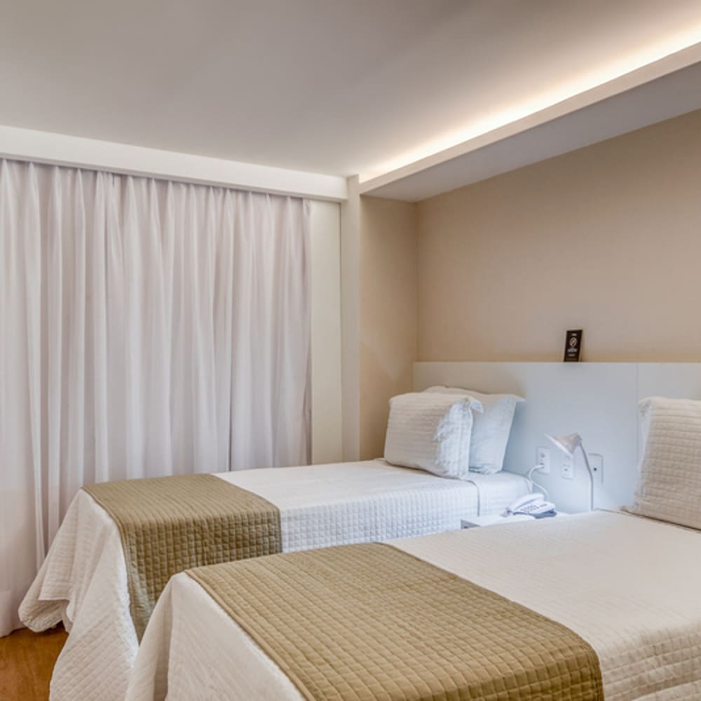 2 Rooms, Flat, Queen and Twin Beds, with View