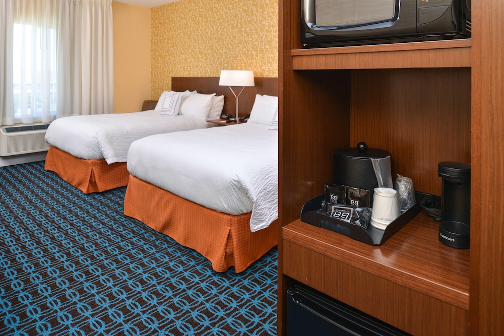 Fairfield Inn And Suites By Marriott Sacramento Airport Woodland 12/44