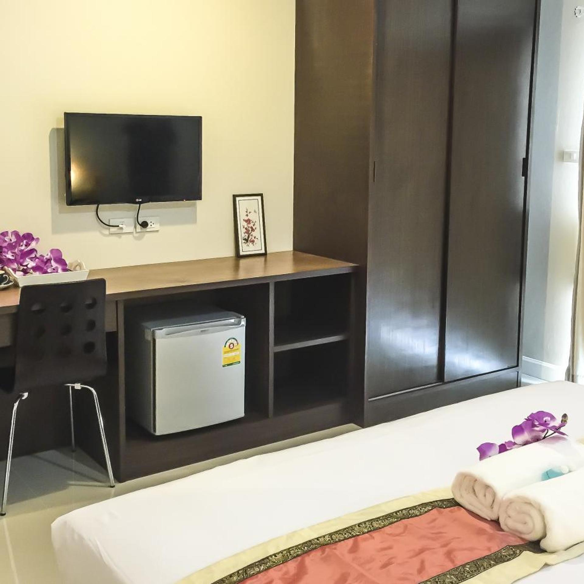 The Room Mahidol Chiang Mai Hotel 47/49