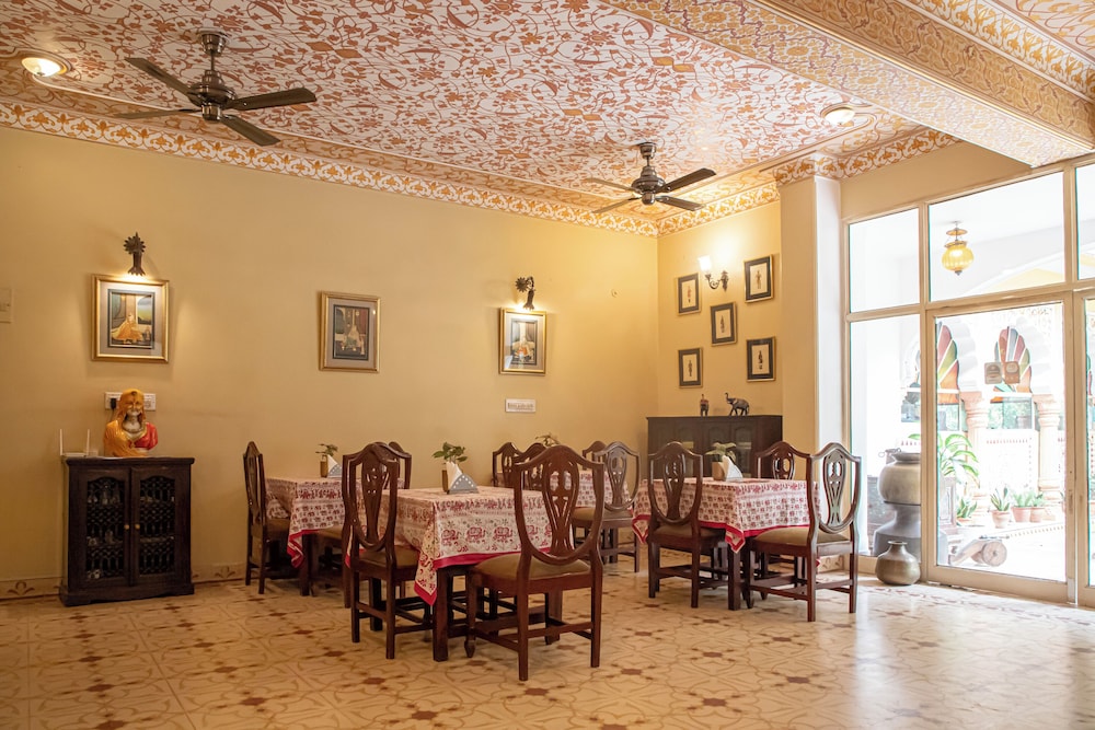 Anuraag Villa 50/65