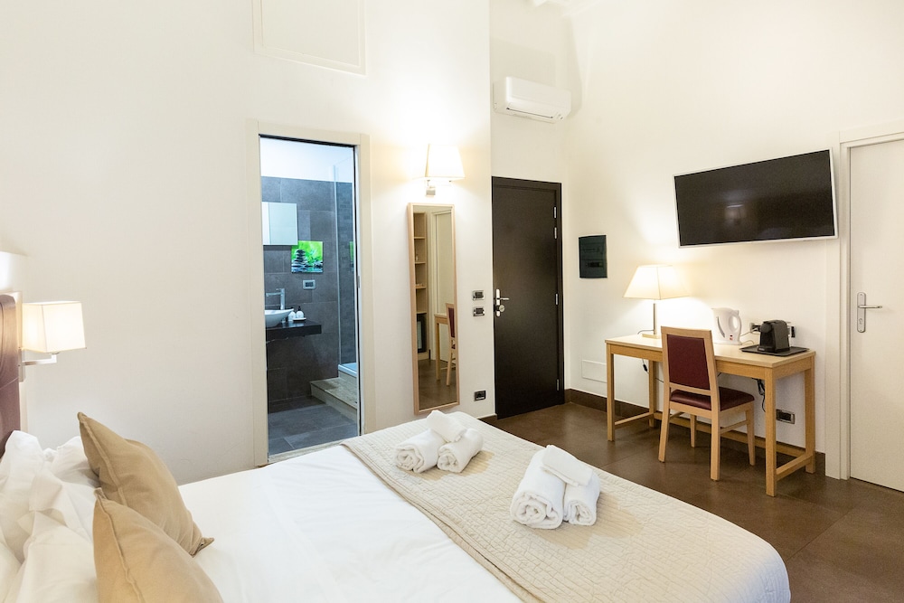 SUITINN 19 HOTEL 18/33