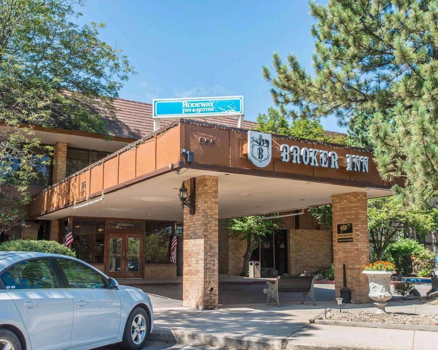 The Boulder Broker (ex. Rodeway Inn and Suites The Broker) 2/42