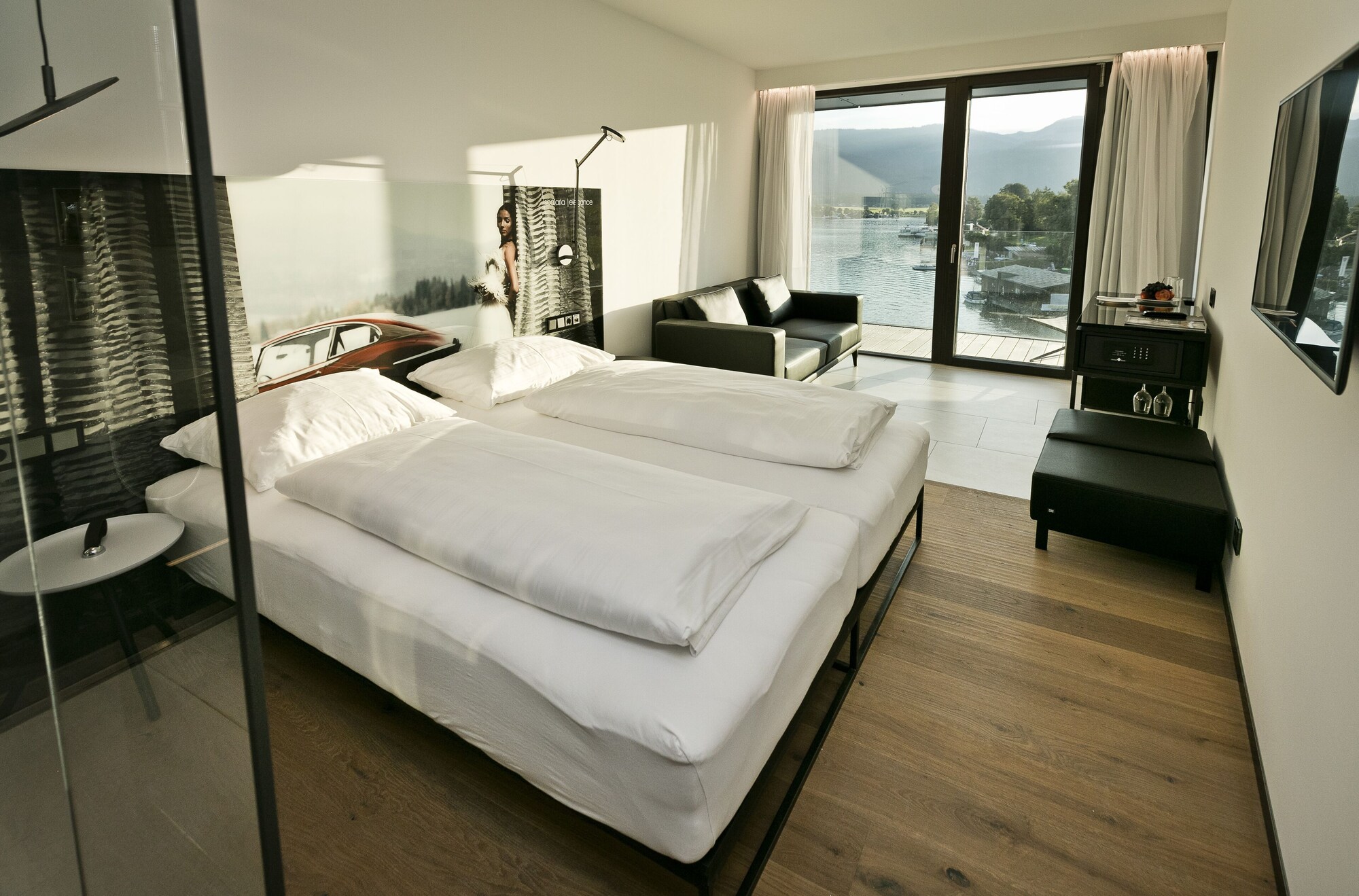 Deluxe, Double Bed, Lake Side, Sofa, Balcony