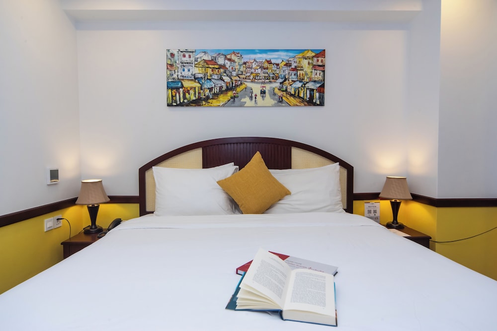 Flower Garden Hotel 19/50