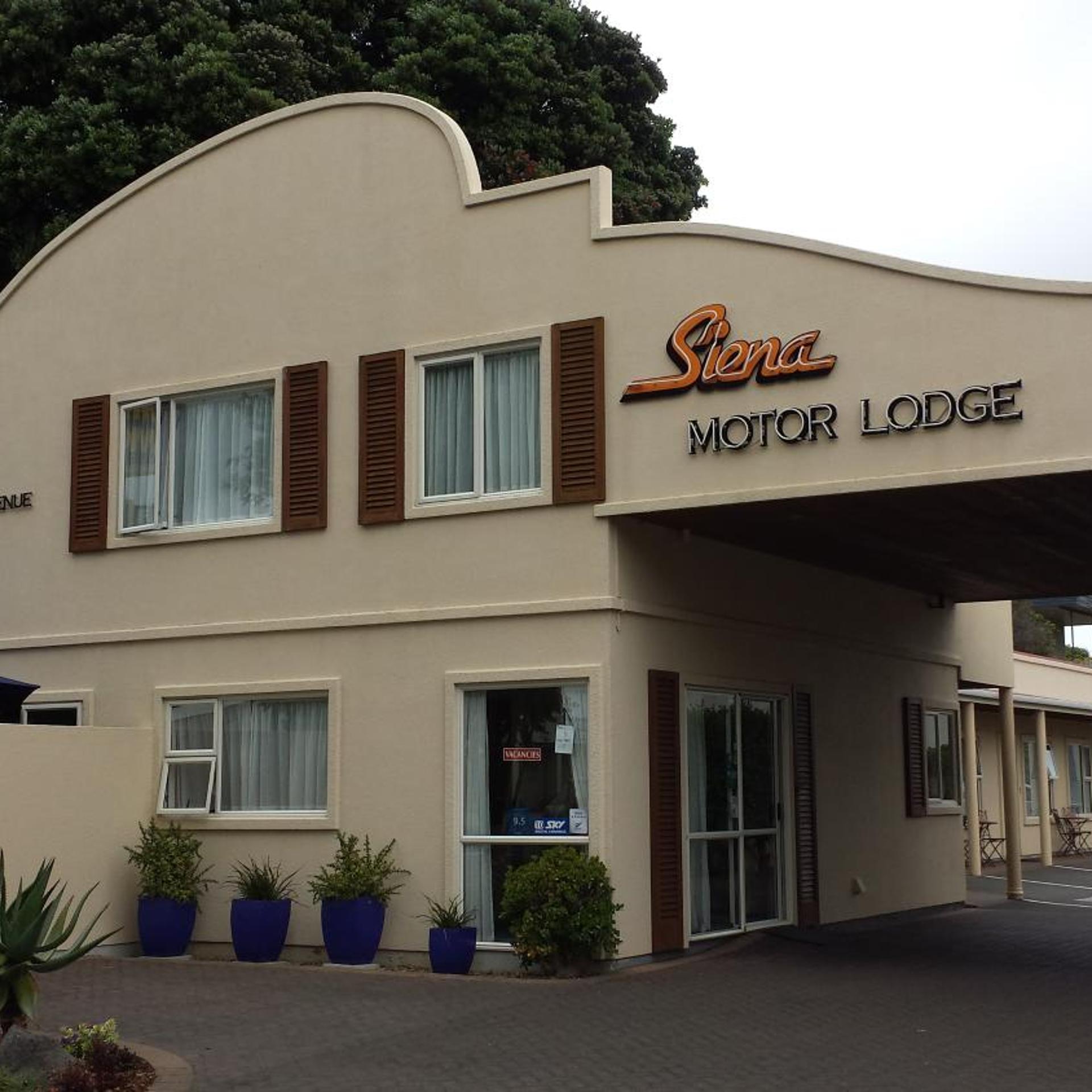 Siena Motor Lodge 2/20