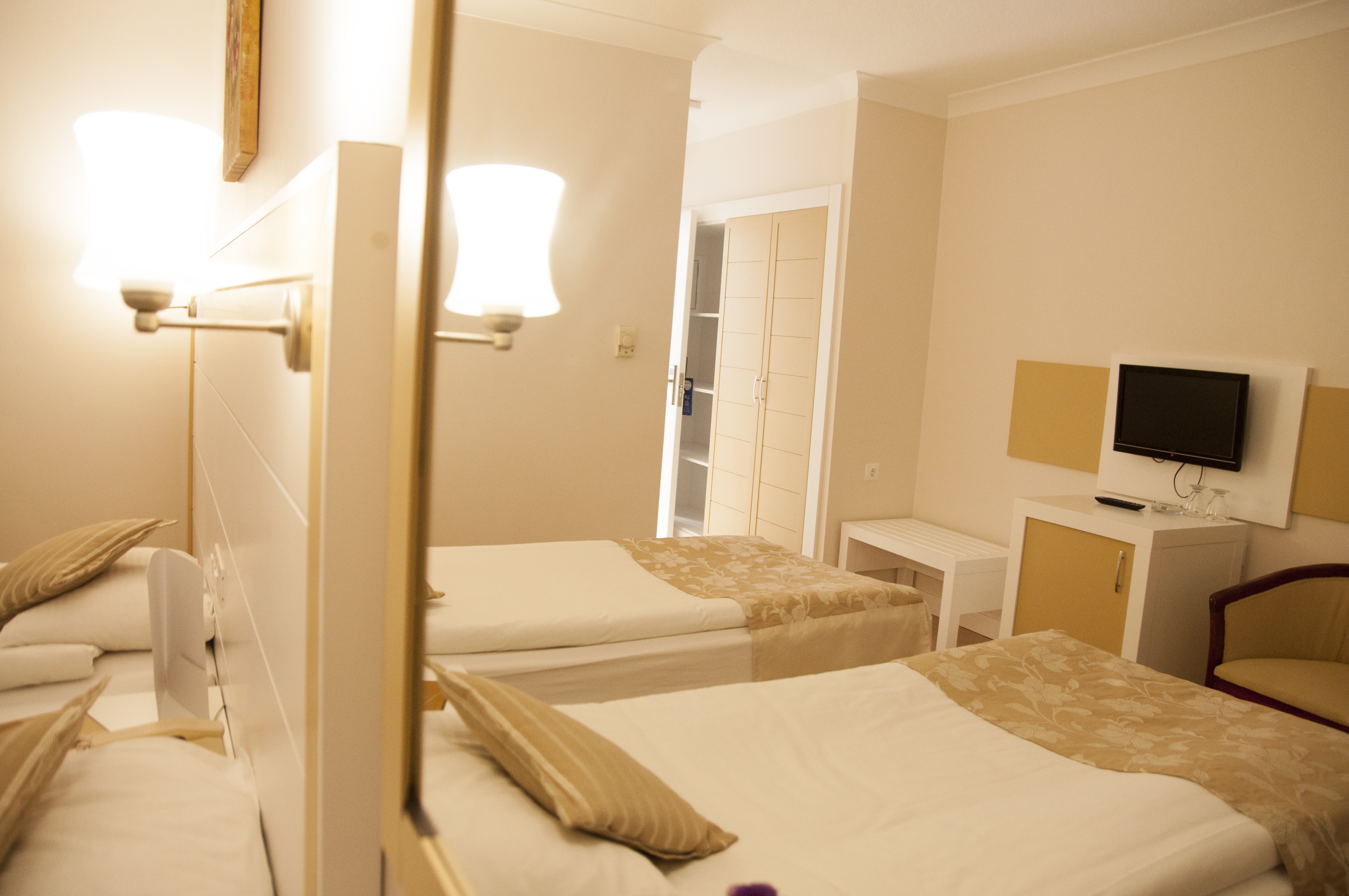 Standard, Double Bed