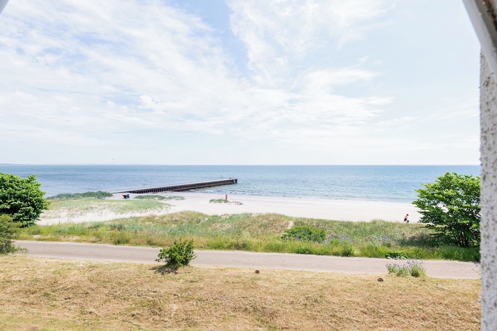 Ystad Saltsjobad 82/86