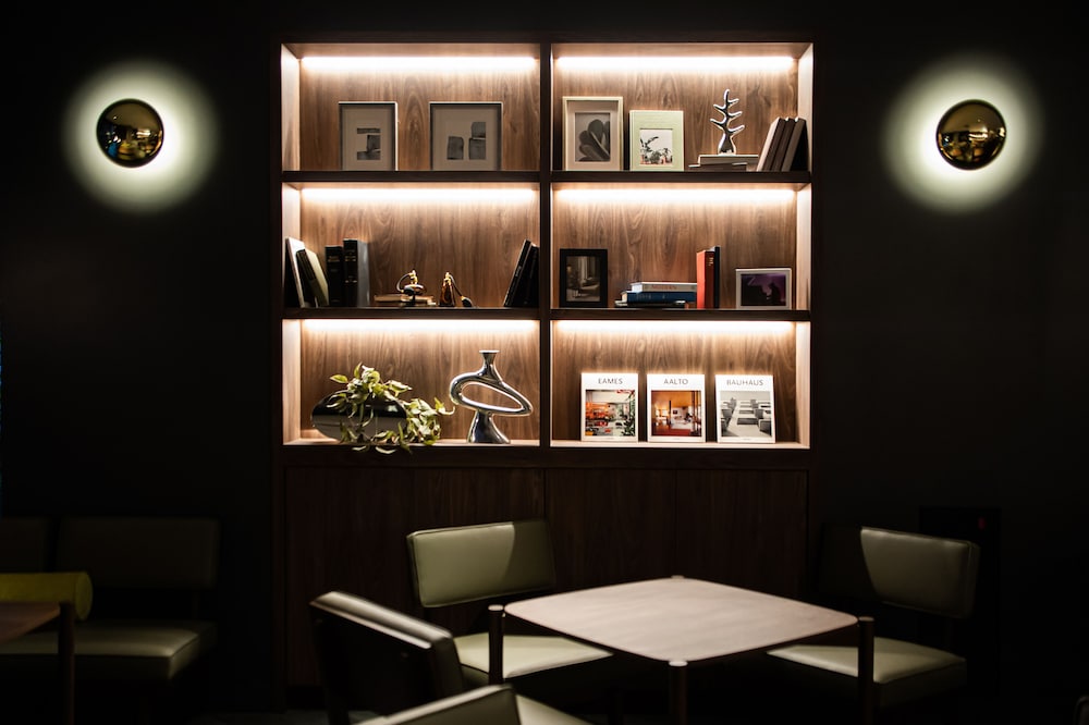 Grids Premium Hotel Osaka Namba 61/71