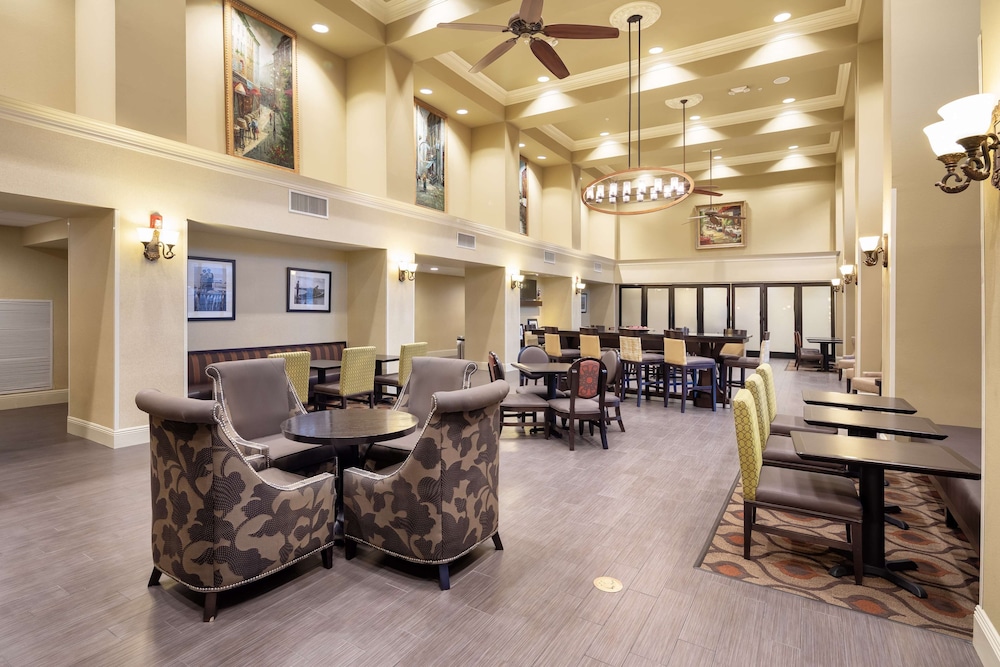 Hampton Inn and Suites Baton Rouge I 10 East 38/56