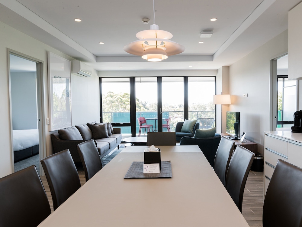 The Branksome Hotel & Residences 27/60