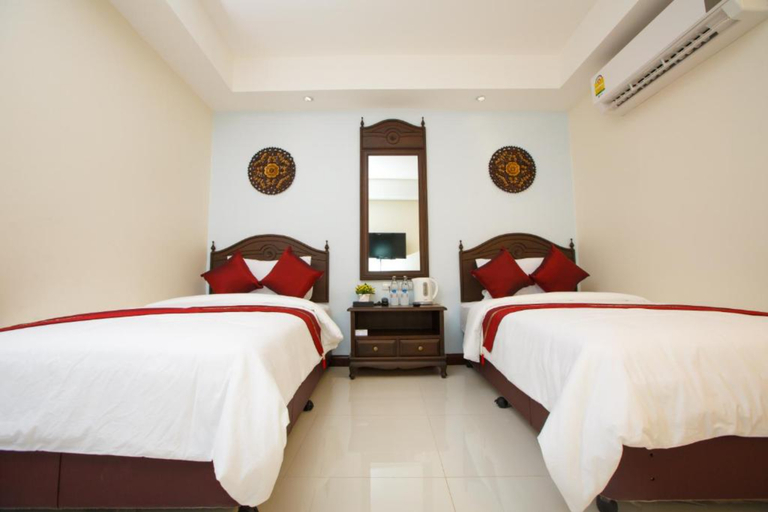 Standard, Double or Twin Bed, No Window، Chang Siam Inn 2/2