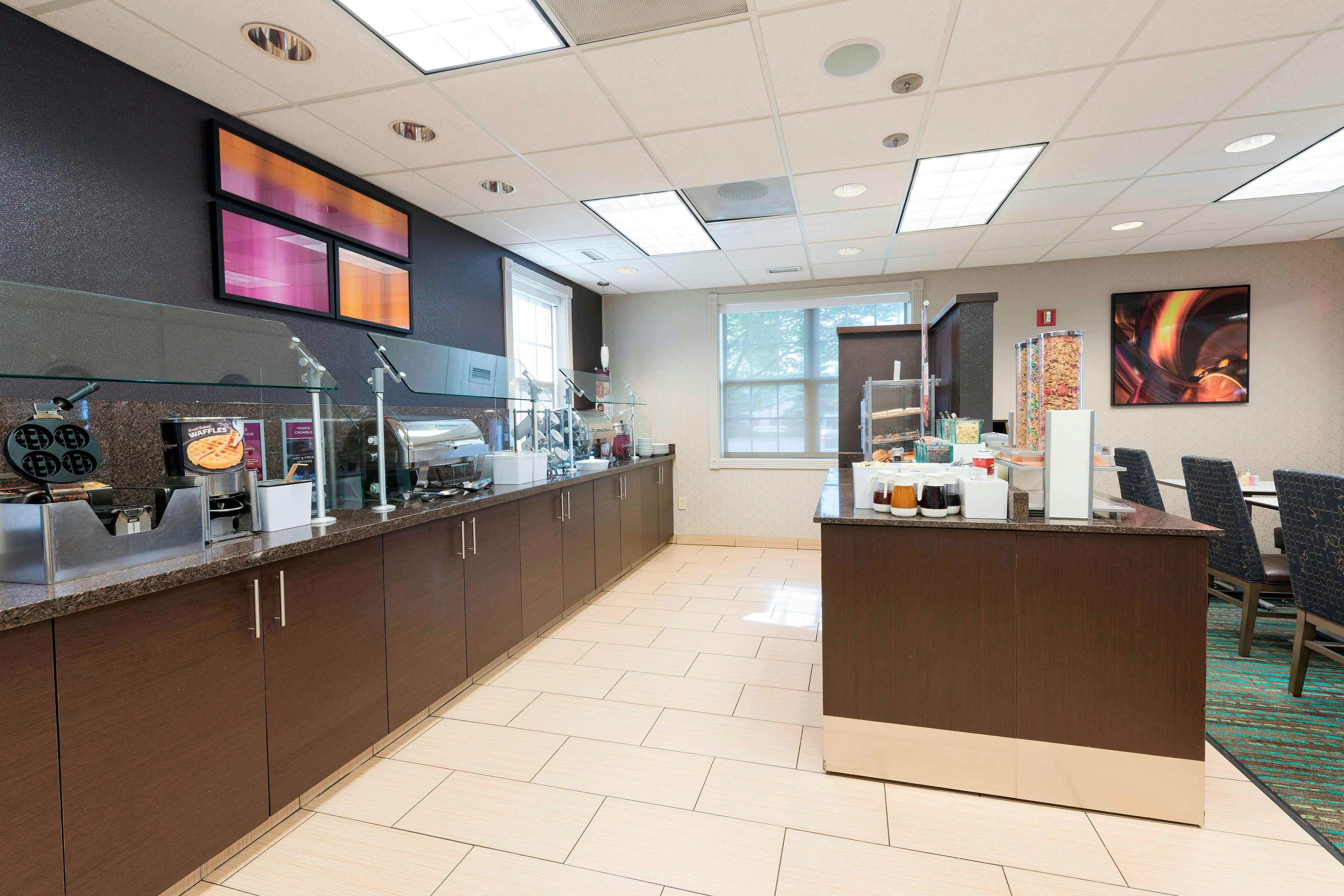 Residence Inn Grand Rapids West 6/40