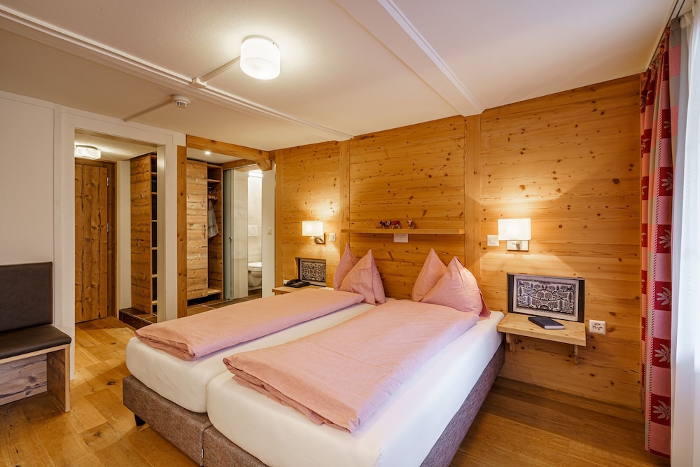 Chalet, Superior, Twin Beds
