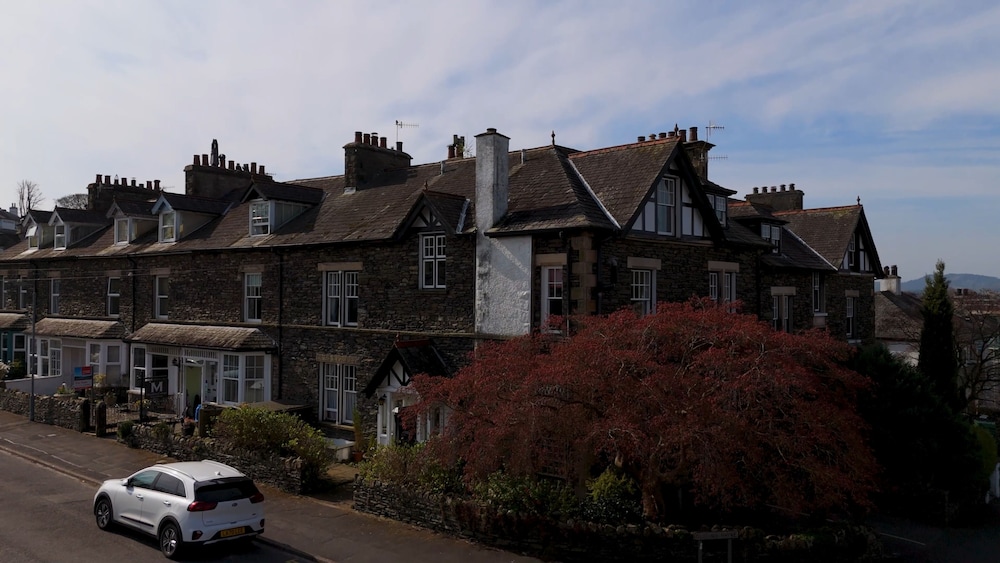 Kirkwood Guest House 5/57