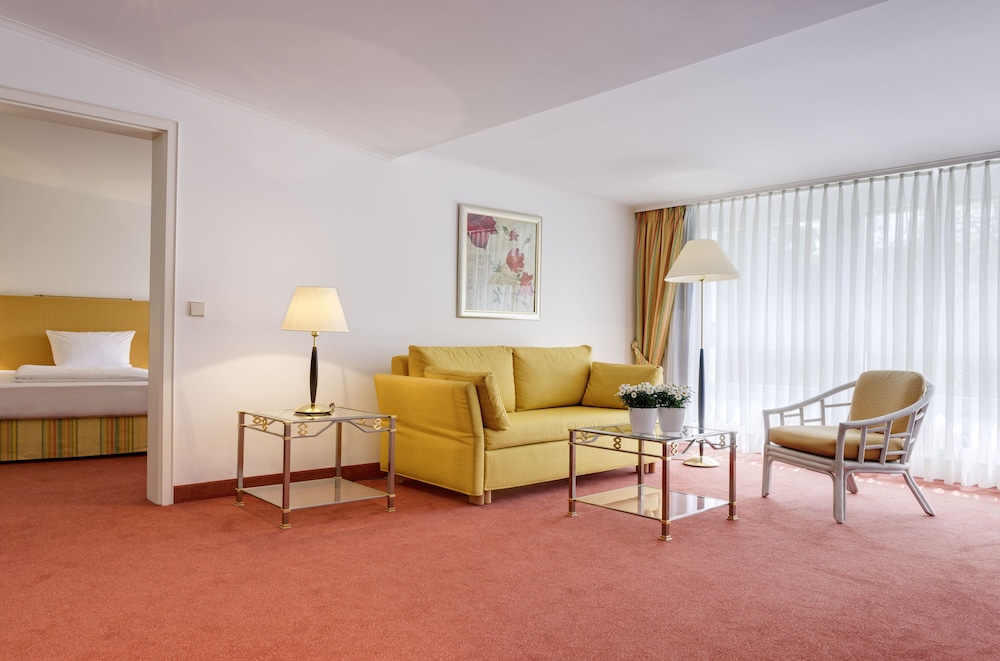 Hotel am Sophienpark 28/53