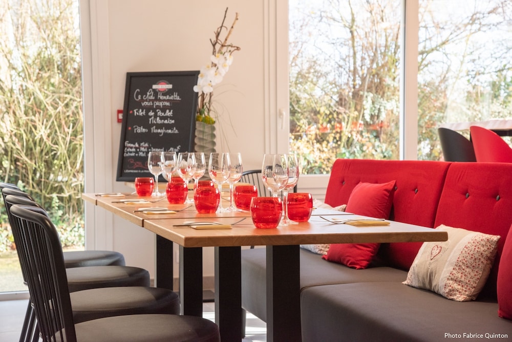 Logis Hotel Angers Sud Rest Henriett 19/30