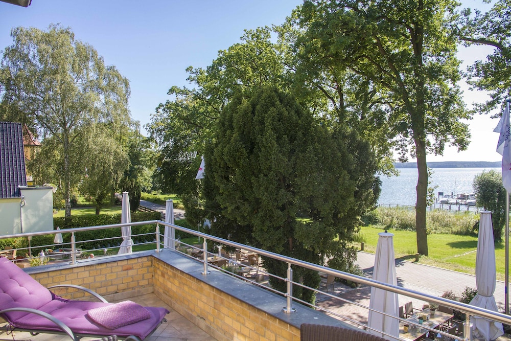 FALK SEEHOTEL PLAU AM SEE 46/50