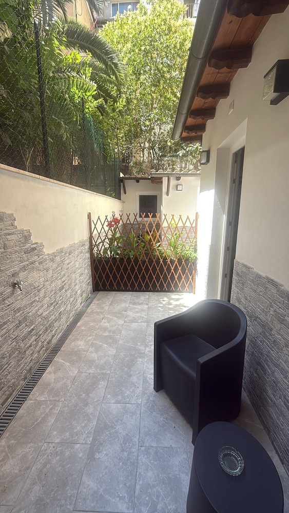 Domus Roxy 25/30