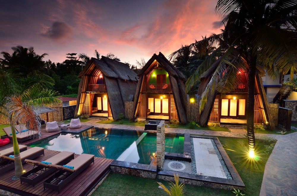 KIES VILLAS LOMBOK 61/67