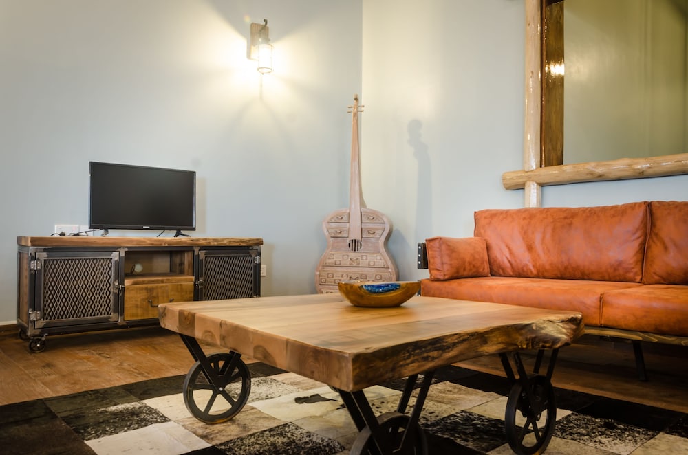 Emburara Farm Lodge 37/50